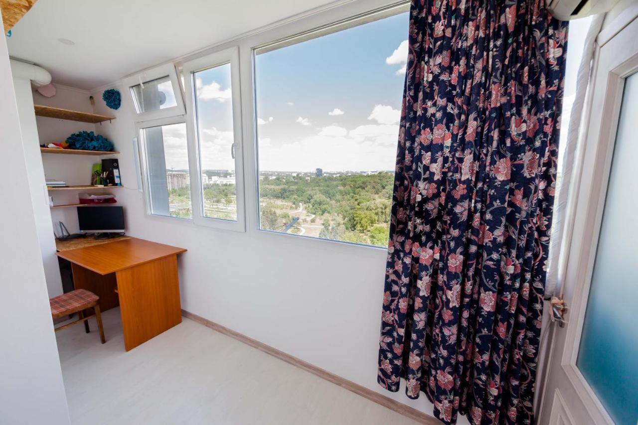 Fantastic View On Chisinau Center - Super Fast Wifi - Two Botanical Gardens - 2Br Apartment Luaran gambar